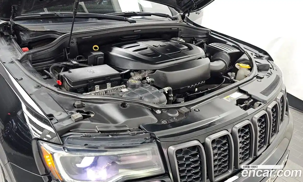 Jeep Cherokee 2020 3.6 гидро в Москве № 896602, фото 6