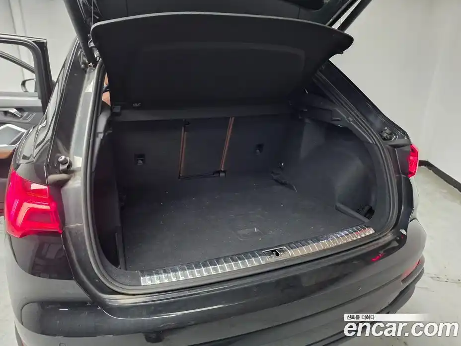 Audi Q3 2023 2.0 Автомат в Москве № 971256, фото 19