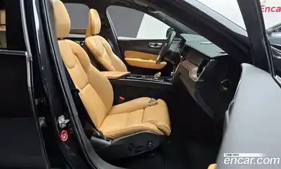 Volvo XC60 2021 2.0 гидро в Москве № 973205, миниатюра 10