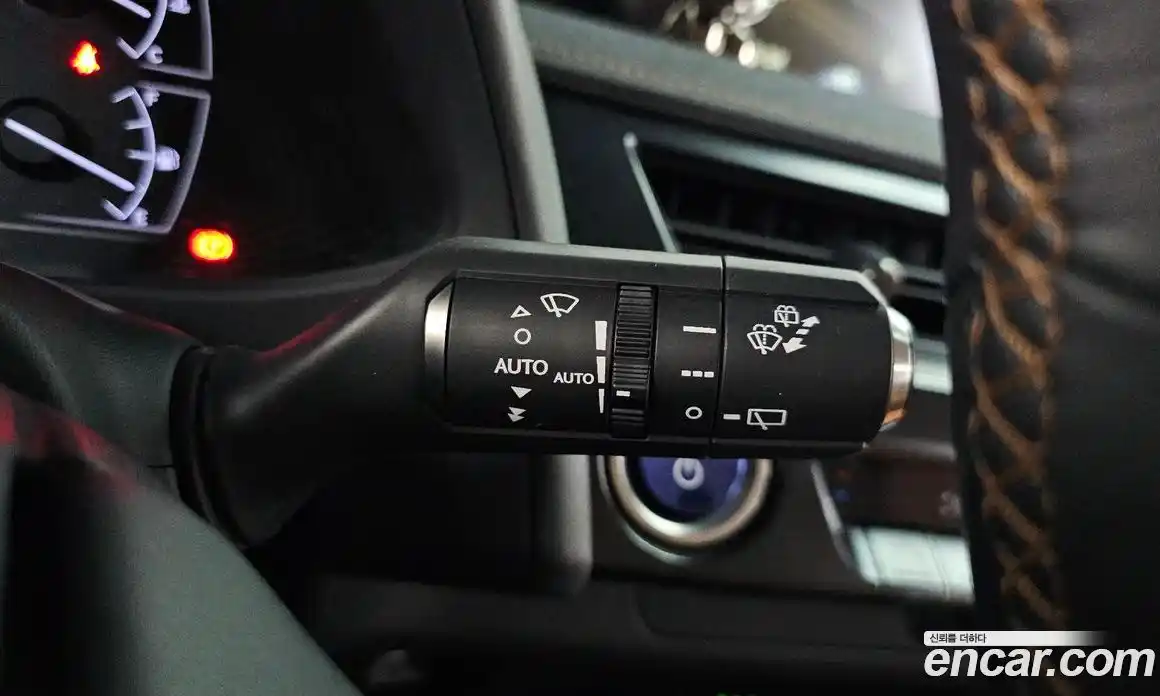 Lexus UX 2019 2.0 гидро в Москве № 975847, фото 18