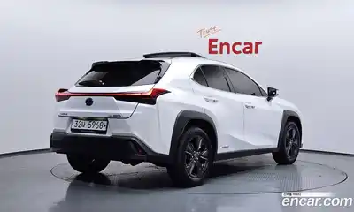 Lexus UX 2019 2.0 гидро в Москве № 975847, миниатюра 2