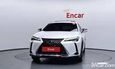 Lexus UX 2019 2.0 гидро в Москве № 975847, миниатюра 3