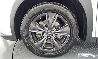 Lexus UX 2019 2.0 гидро в Москве № 975847, миниатюра 5