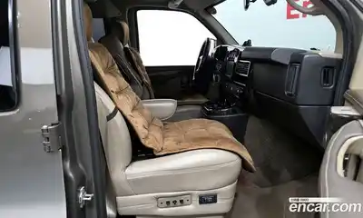 Chevrolet Express Van 2014 6.0 Автомат в Москве № 976739, миниатюра 11