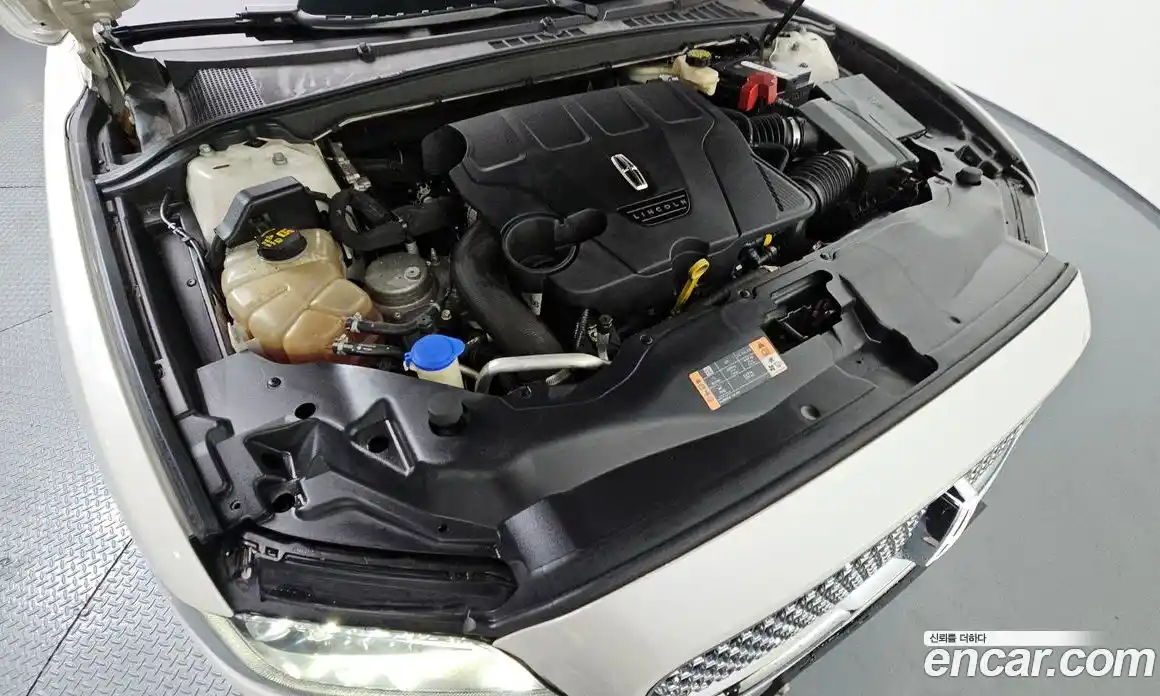 Lincoln Continental 2017 3.0 гидро в Москве № 988312, фото 5