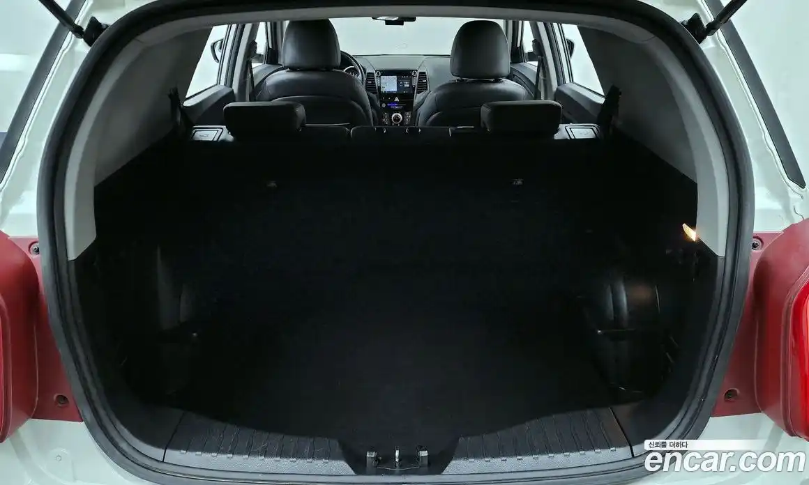 SsangYong TIBOLI 2019 1.6 Автомат в Москве № 1003394, фото 19