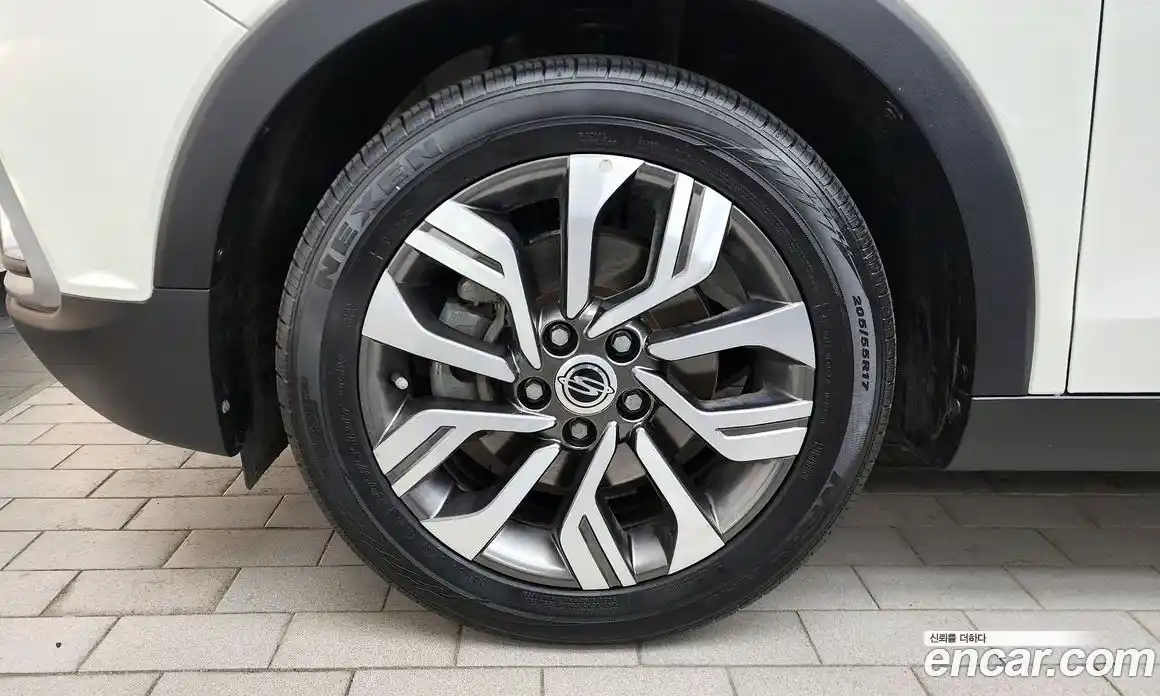 SsangYong TIBOLI 2019 1.6 Автомат в Москве № 1003394, фото 4