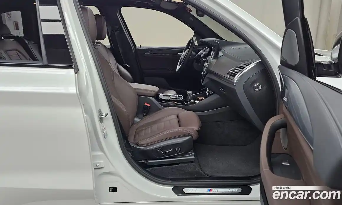 BMW iX3 2024 0.2 Автомат в Москве № 1004315, фото 11