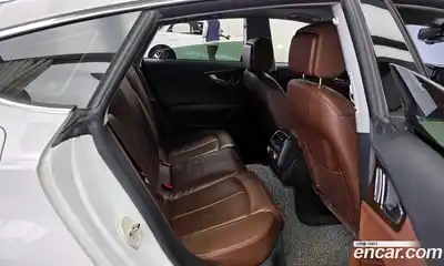 Audi A7 2015 3.0 Автомат в Москве № 1007970, миниатюра 12