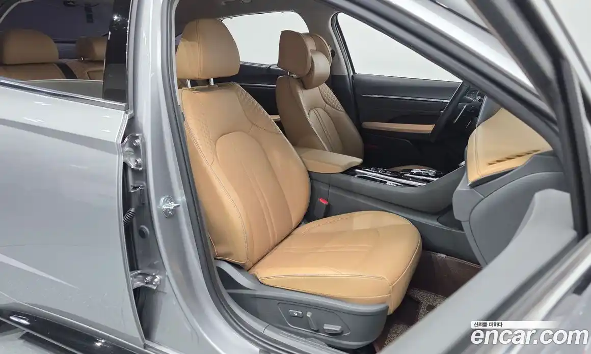 Hyundai Sonata 2021 1.6 Автомат в Москве № 1008090, фото 10