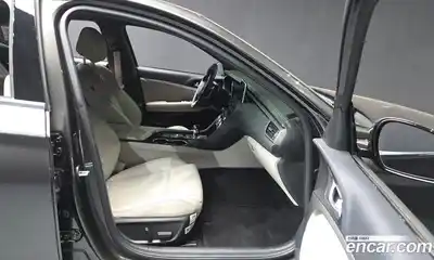 Genesis G70 2023 2.0 Автомат в Москве № 1009892, миниатюра 11