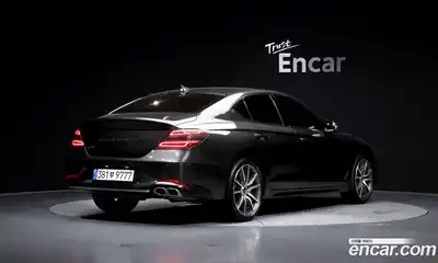 Genesis G70 2023 2.0 Автомат в Москве № 1009892, миниатюра 2