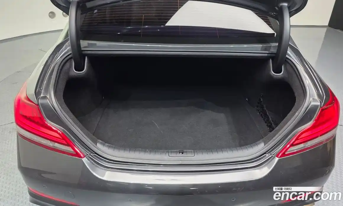 Genesis G70 2018 2.0 Автомат в Москве № 1010259, фото 20