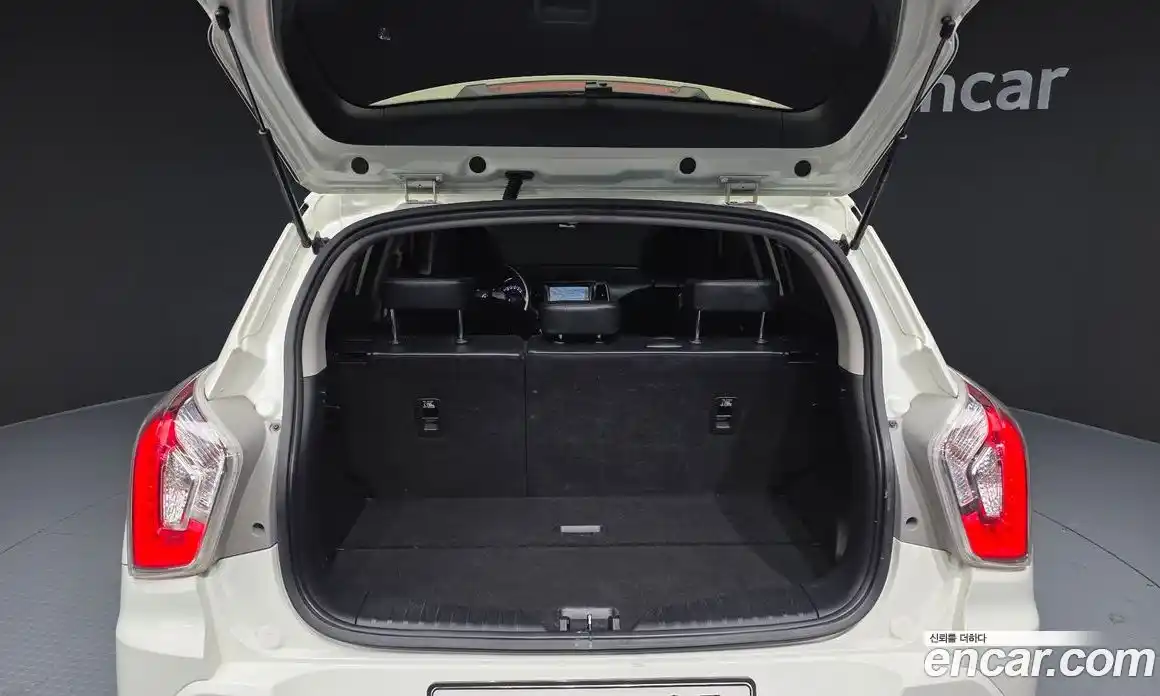 SsangYong TIBOLI 2017 1.6 Автомат в Москве № 1011083, фото 20