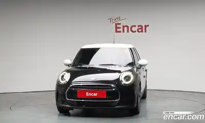 Mini Cooper 2022 1.5 гидро в Москве № 1013653, миниатюра 3