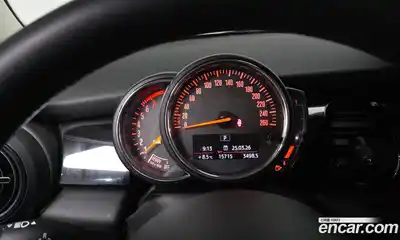 Mini Cooper 2022 1.5 гидро в Москве № 1013653, миниатюра 8