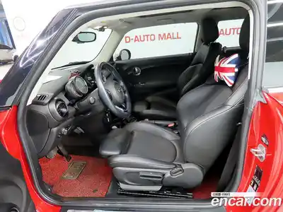 Mini Cooper 2017 1.5 гидро в Москве № 1014106, миниатюра 11