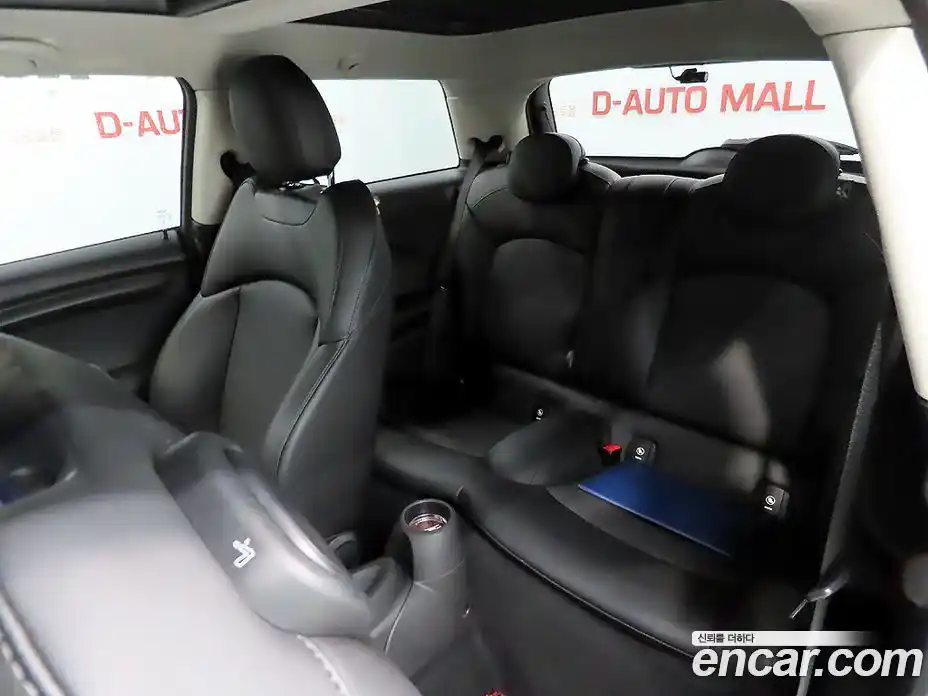 Mini Cooper 2017 1.5 гидро в Москве № 1014106, фото 13