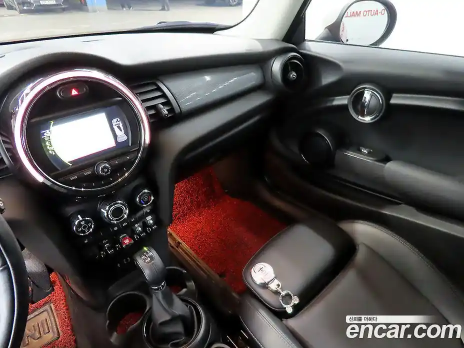 Mini Cooper 2017 1.5 гидро в Москве № 1014106, фото 17