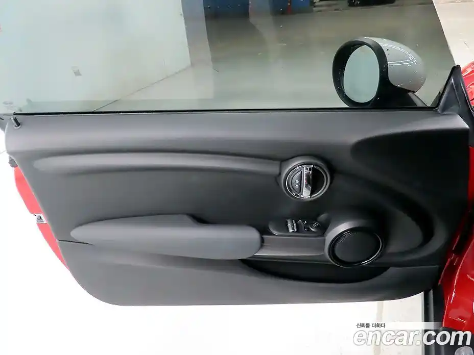 Mini Cooper 2017 1.5 гидро в Москве № 1014106, фото 20