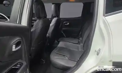 Jeep Renegade 2019 2.4 гидро в Москве № 1014895, миниатюра 12