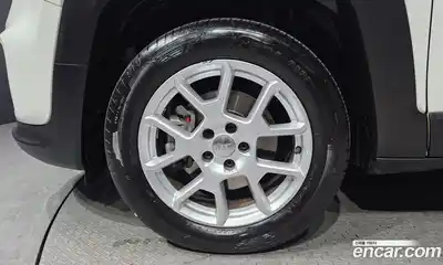 Jeep Renegade 2019 2.4 гидро в Москве № 1014895, миниатюра 5
