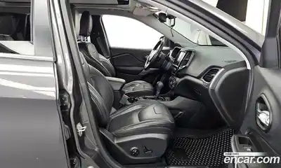 Jeep Cherokee 2021 2.4 гидро в Москве № 1014944, миниатюра 11