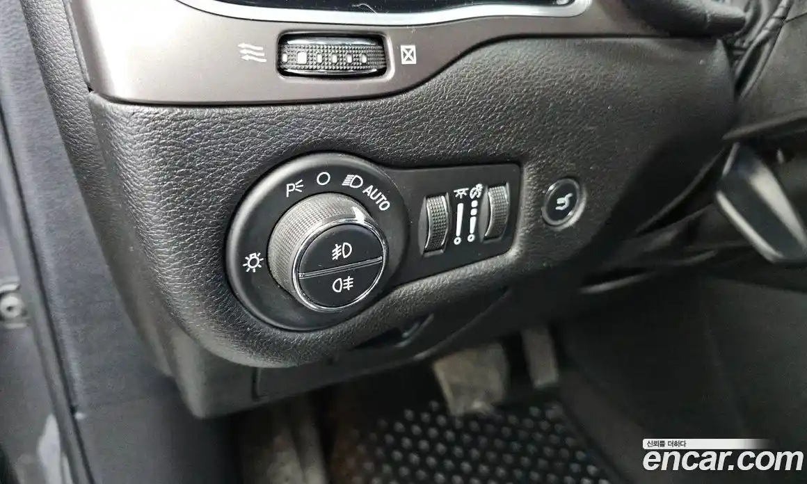Jeep Cherokee 2021 2.4 гидро в Москве № 1014944, фото 18