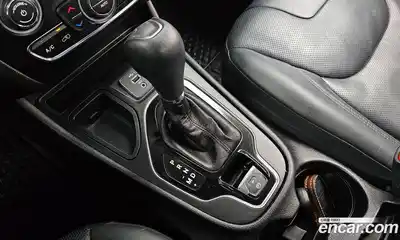 Jeep Cherokee 2021 2.4 гидро в Москве № 1014944, миниатюра 9