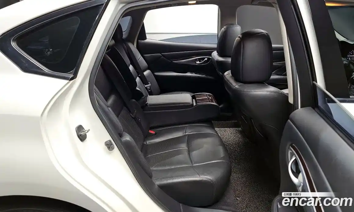 Infiniti M 2013 3.7 гидро в Москве № 1015751, фото 11