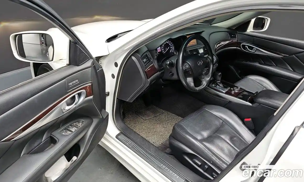 Infiniti M 2013 3.7 гидро в Москве № 1015751, фото 12