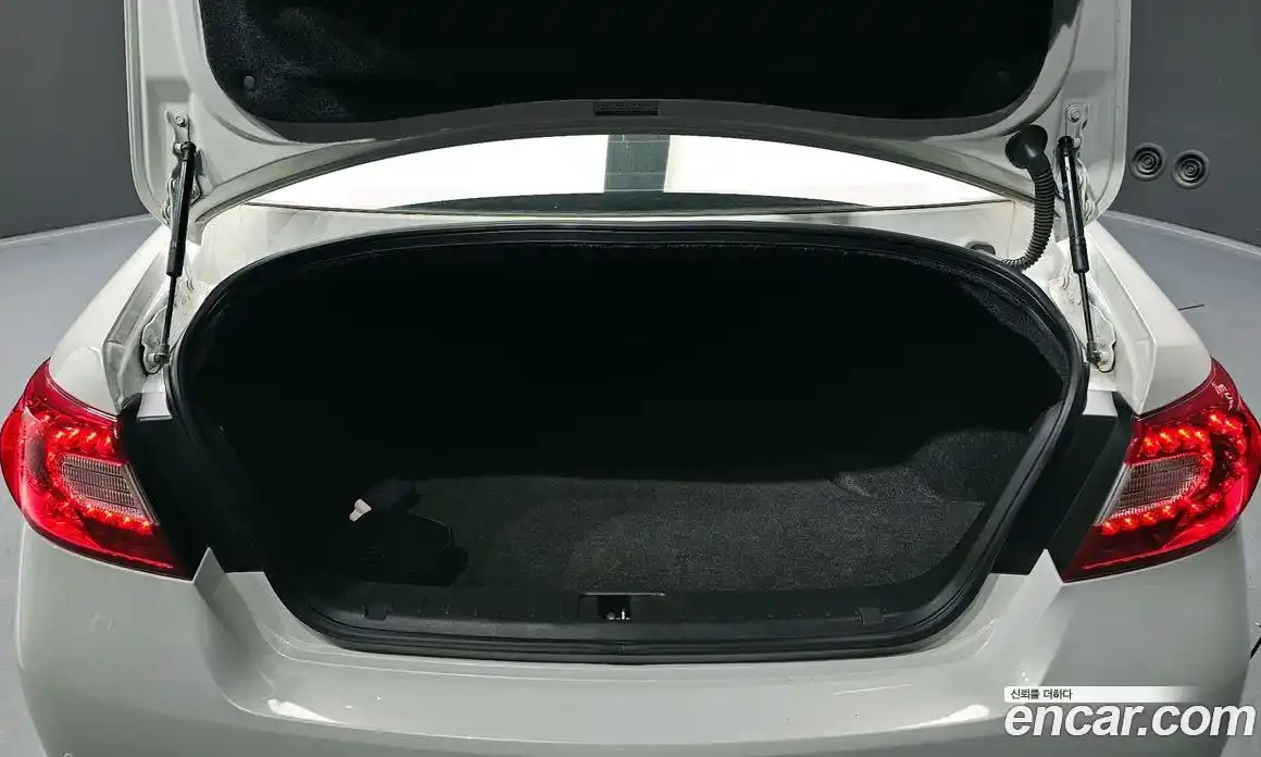 Infiniti M 2013 3.7 гидро в Москве № 1015751, фото 20