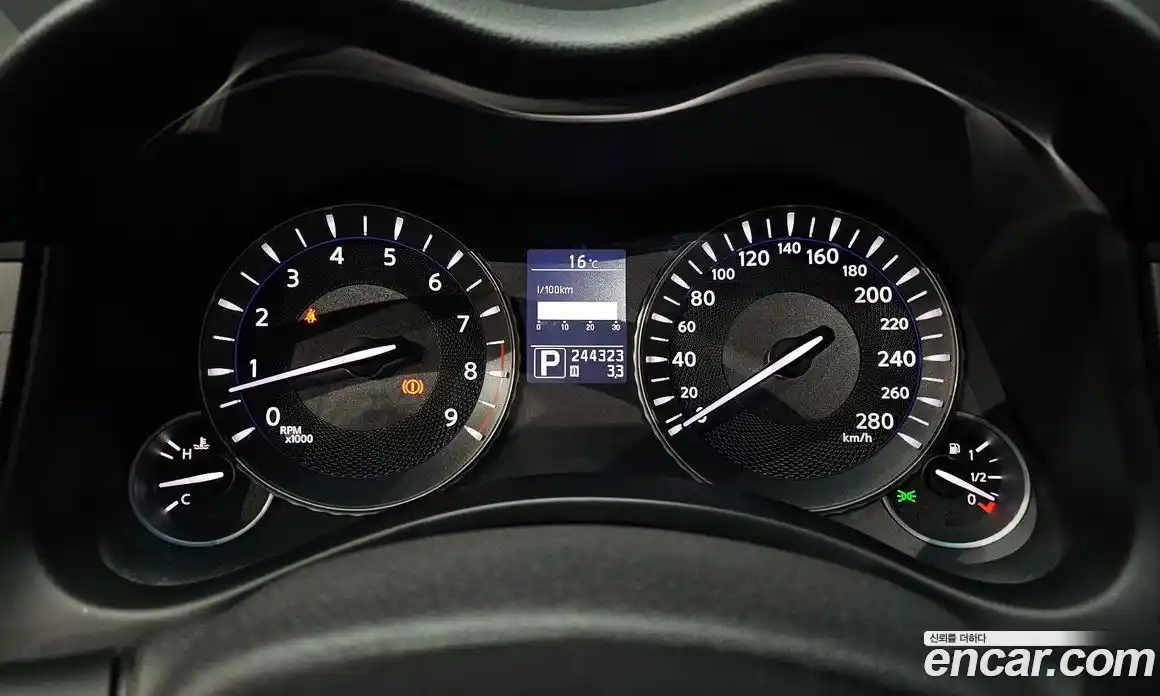 Infiniti M 2013 3.7 гидро в Москве № 1015751, фото 8