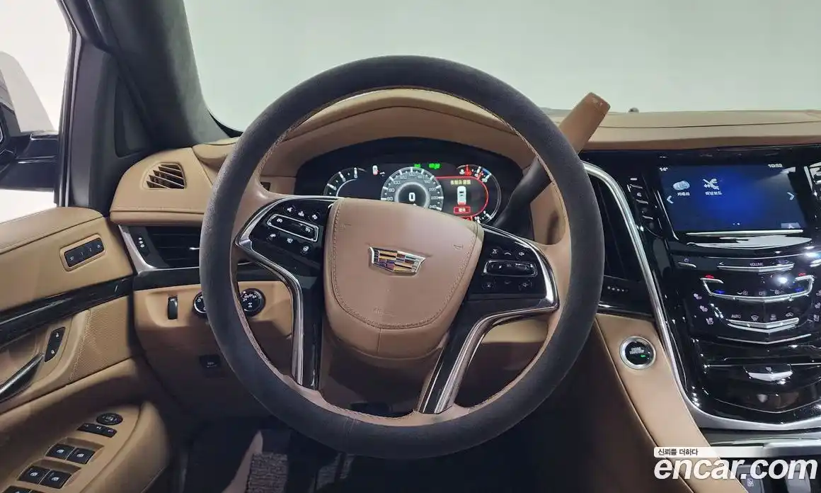 Cadillac Escalade 2020 6.2 гидро в Москве № 1016009, фото 13