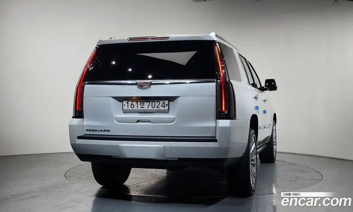 Cadillac Escalade 2020 6.2 гидро в Москве № 1016009, фото 4