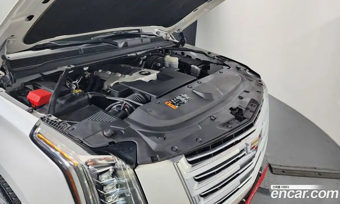 Cadillac Escalade 2020 6.2 гидро в Москве № 1016009, фото 6