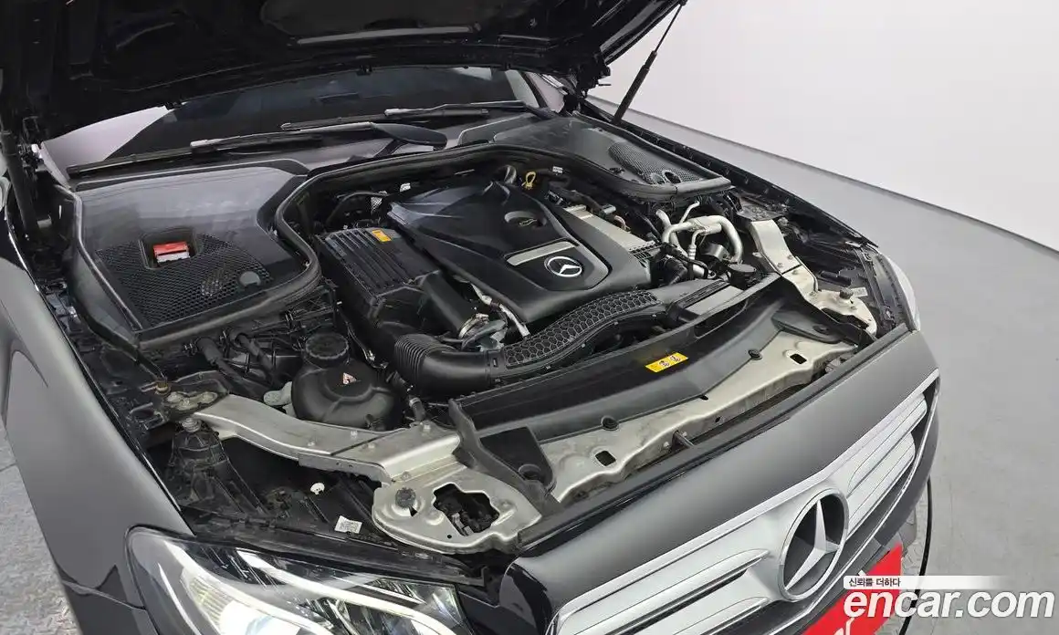 Mercedes-Benz E-Class 2018 2.0 гидро в Москве № 141896, фото 6