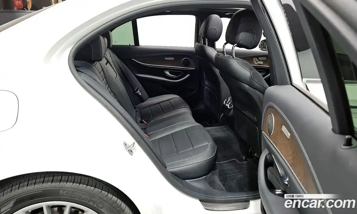 Mercedes-Benz E-Class 2022 2.0 гидро в Москве, фото 12