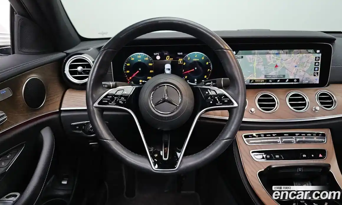Mercedes-Benz E-Class 2022 2.0 гидро в Москве, фото 13