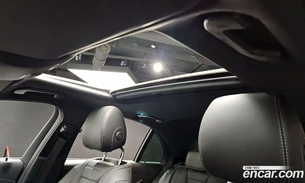 Mercedes-Benz E-Class 2022 2.0 гидро в Москве, фото 18