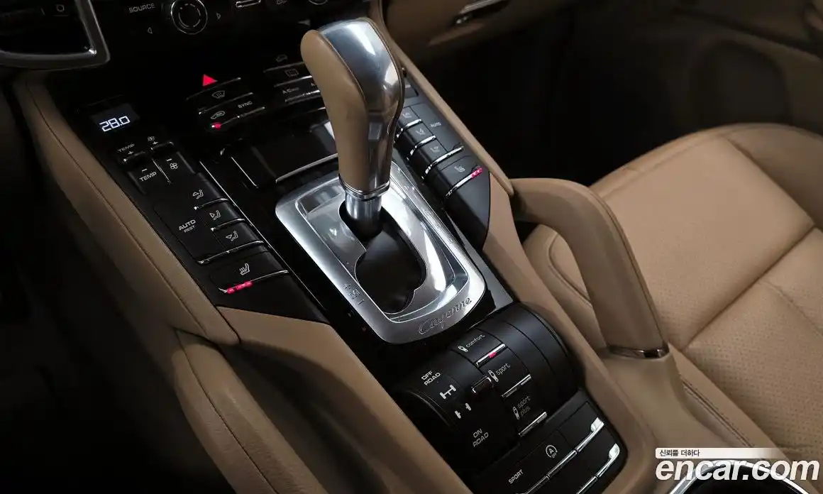 Porsche Cayenne 2015 3.6 гидро в Москве № 146607, фото 9