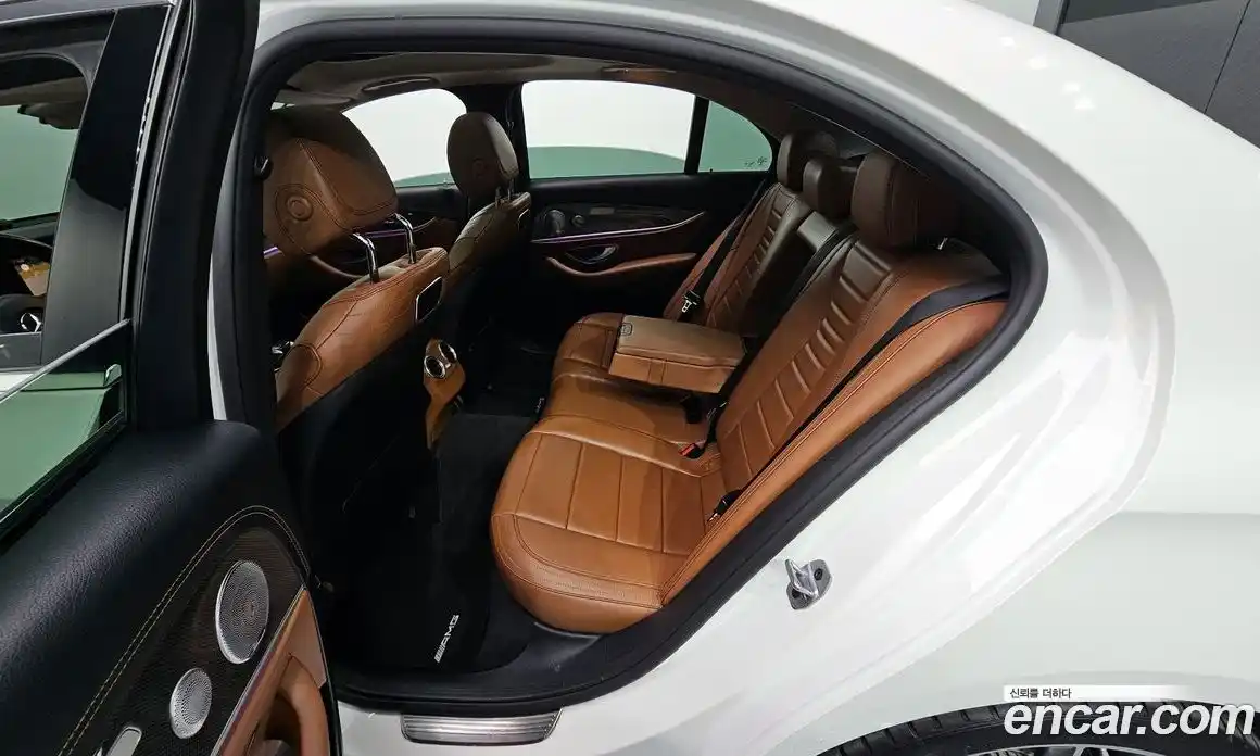 Mercedes-Benz E-Class 2019 2.0 гидро в Москве, фото 11