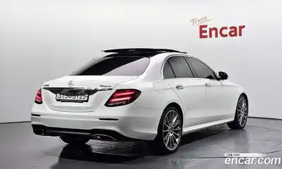 Mercedes-Benz E-Class 2019 2.0 гидро в Москве, миниатюра 2