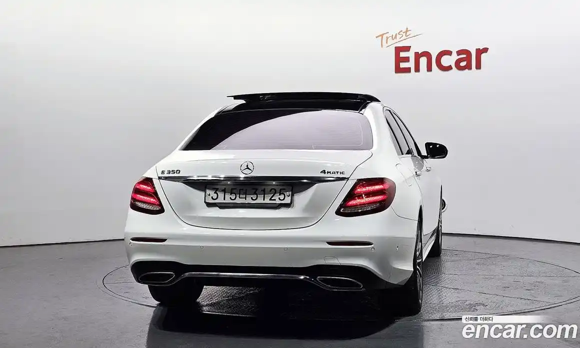 Mercedes-Benz E-Class 2019 2.0 гидро в Москве, фото 4