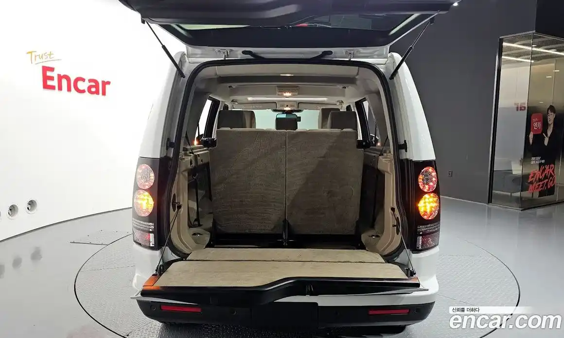Land Rover Discovery 2014 3.0 гидро в Москве № 154182, фото 20