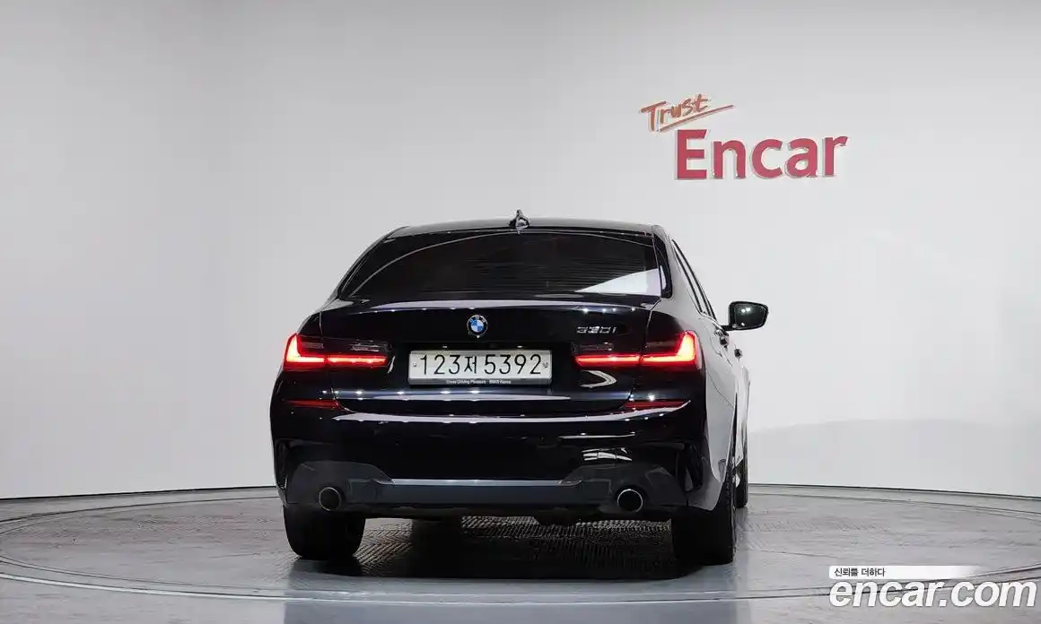 BMW 3-Series 2019 2.0 гидро в Москве № 157374, фото 4