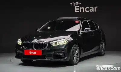 BMW 1-Series, 2022