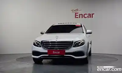Mercedes-Benz E-Class 2018 2.0 гидро в Москве, миниатюра 2