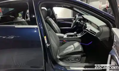 Audi A6 2019 2.0 гидро в Москве № 162646, миниатюра 10