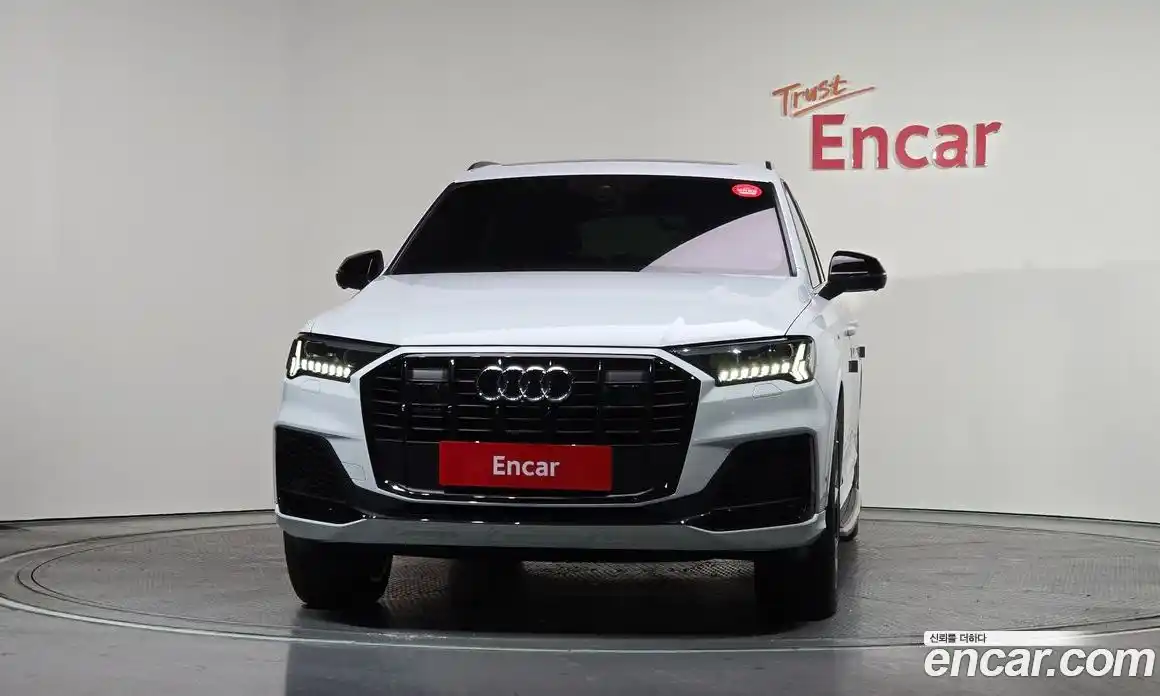 Audi Q7 2022 3.0 гидро в Москве № 162971, фото 3